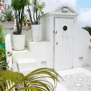 https://loft-con-terraza-y-jacuzzi-en-el-centro-historico.cartagena-hotels.org